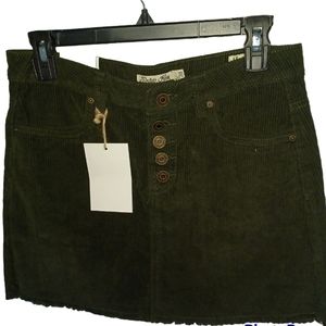 NWT Indigo Rein Mini Skirt Jr. Sz